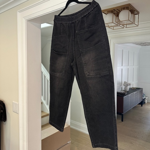 Kate Hewko Black Barrel Pants, Never Worn - Size L/XL - Picture 4 of 10